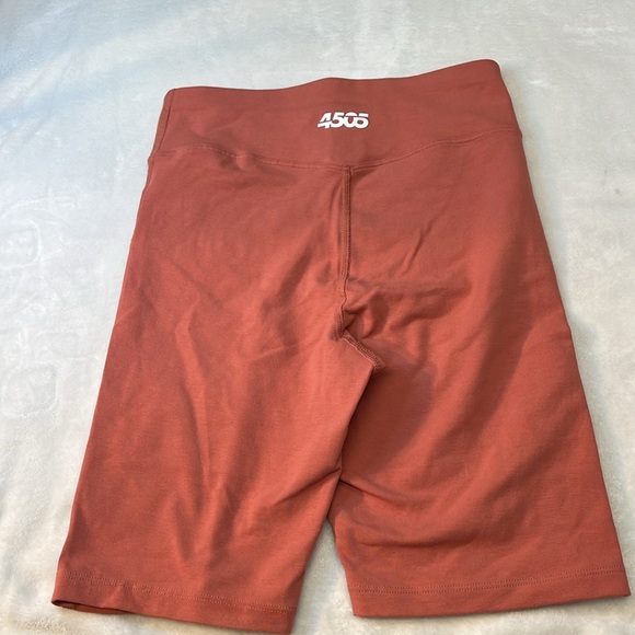 ASOS 4505 Stretch Pull-on Long Shorts. Size 6. EUC. Salmon color. - Picture 4 of 5